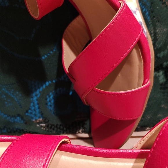 Cushion Walk Floral Print Wedge Sandals Pink/Rose US 8 Open Toeankle strap - Picture 9 of 12